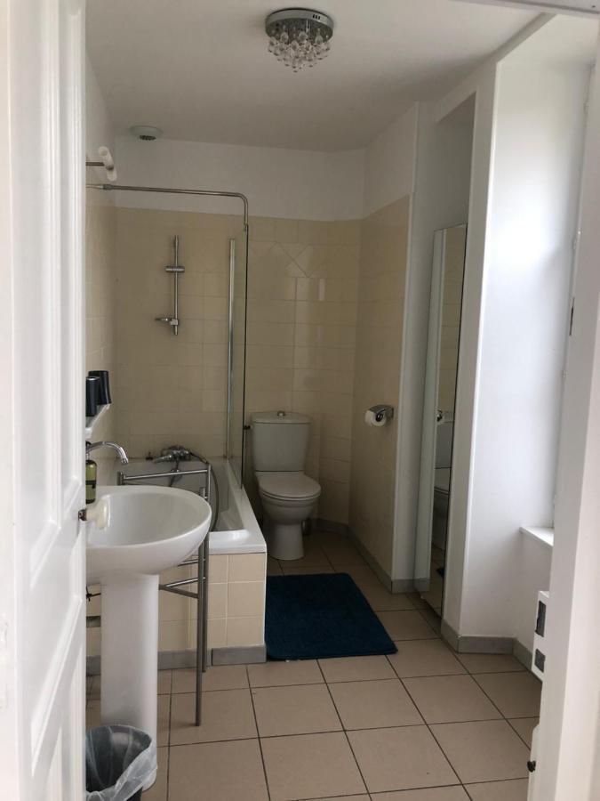 Gite Les Minimes Avallon Dış mekan fotoğraf
