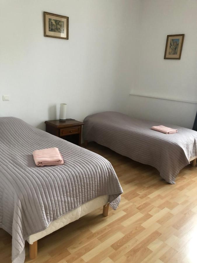 Gite Les Minimes Avallon Dış mekan fotoğraf