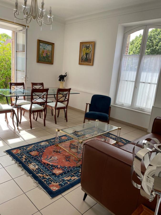 Gite Les Minimes Avallon Dış mekan fotoğraf