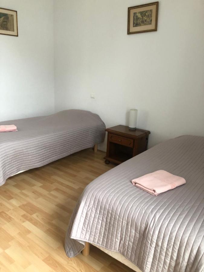Gite Les Minimes Avallon Dış mekan fotoğraf